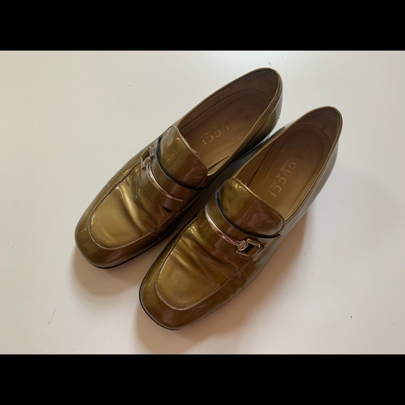Authentic Vintage Gucci gold patent leather loafers 38.5C - Picture 2 of 16